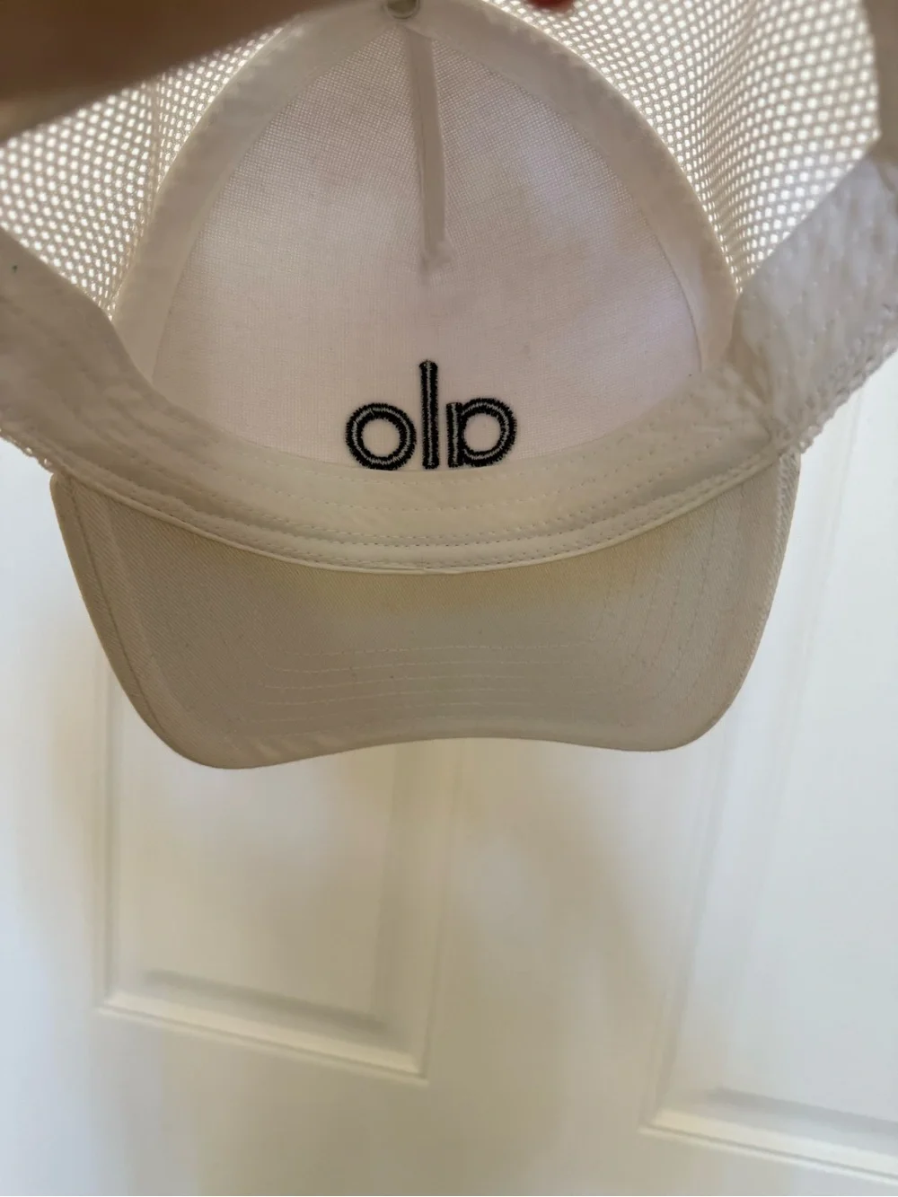 ALO Yoga Women White Trucker Cap with Black Logo